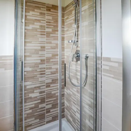 Apartamento 1 Bedroom Lovely In *