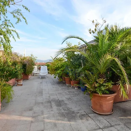 1 Bedroom Lovely In *